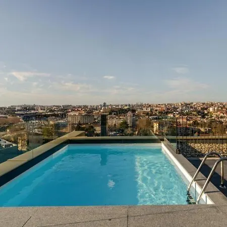 New Douro Tower 206 With Shared Pool And Parking Apartman
