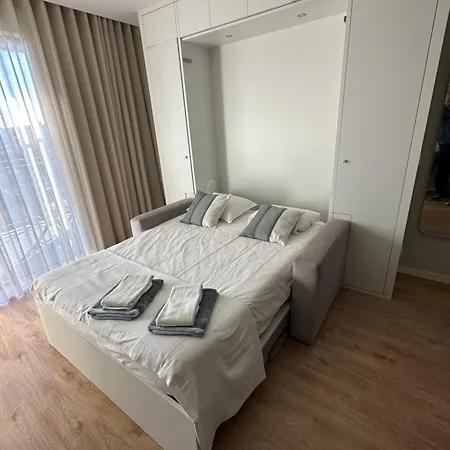 New Douro Tower 206 With Shared Pool And Parking *