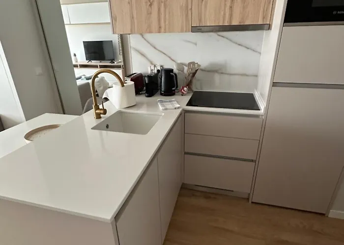 New Douro Tower 206 With Shared Pool And Parking *